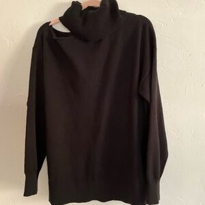 The Drop Josephine Cold Shoulder Turtleneck Sweater Large